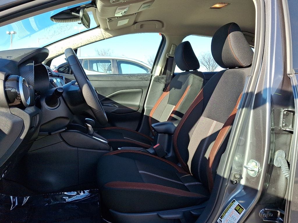 2025 Nissan Versa SR