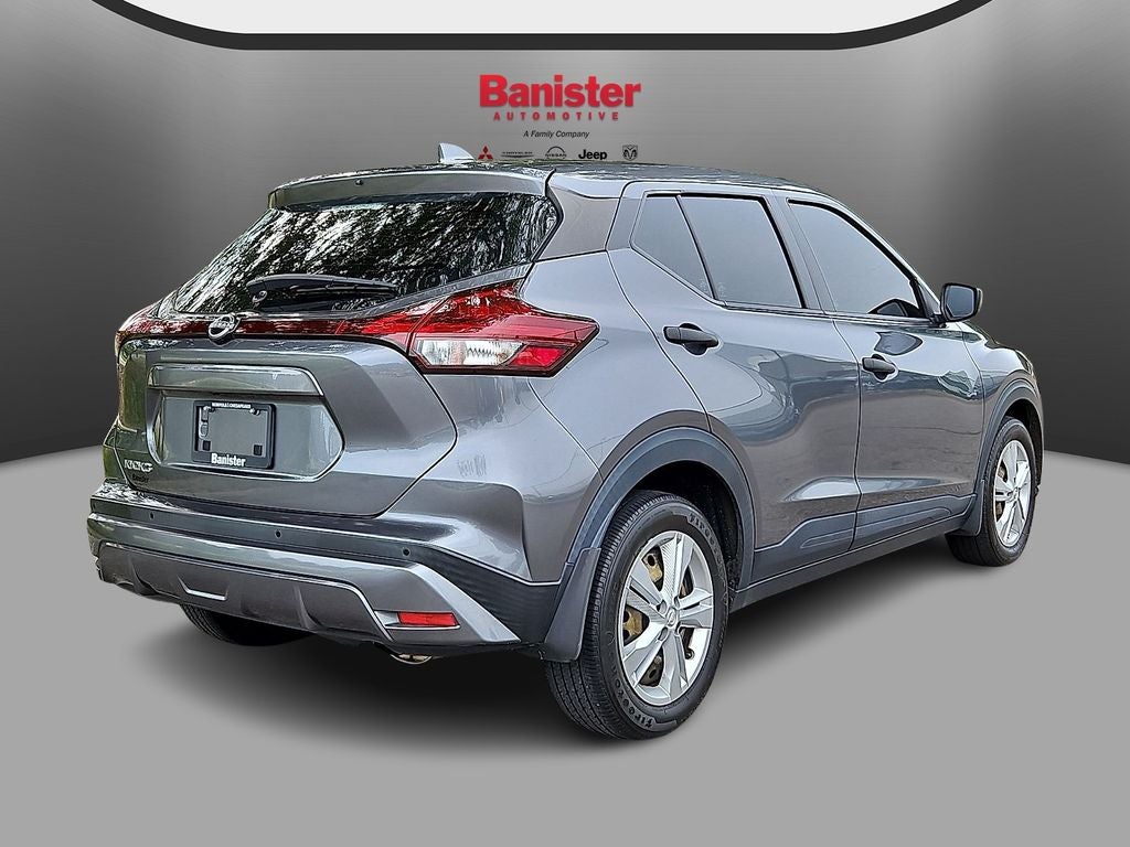 2023 Nissan Kicks S
