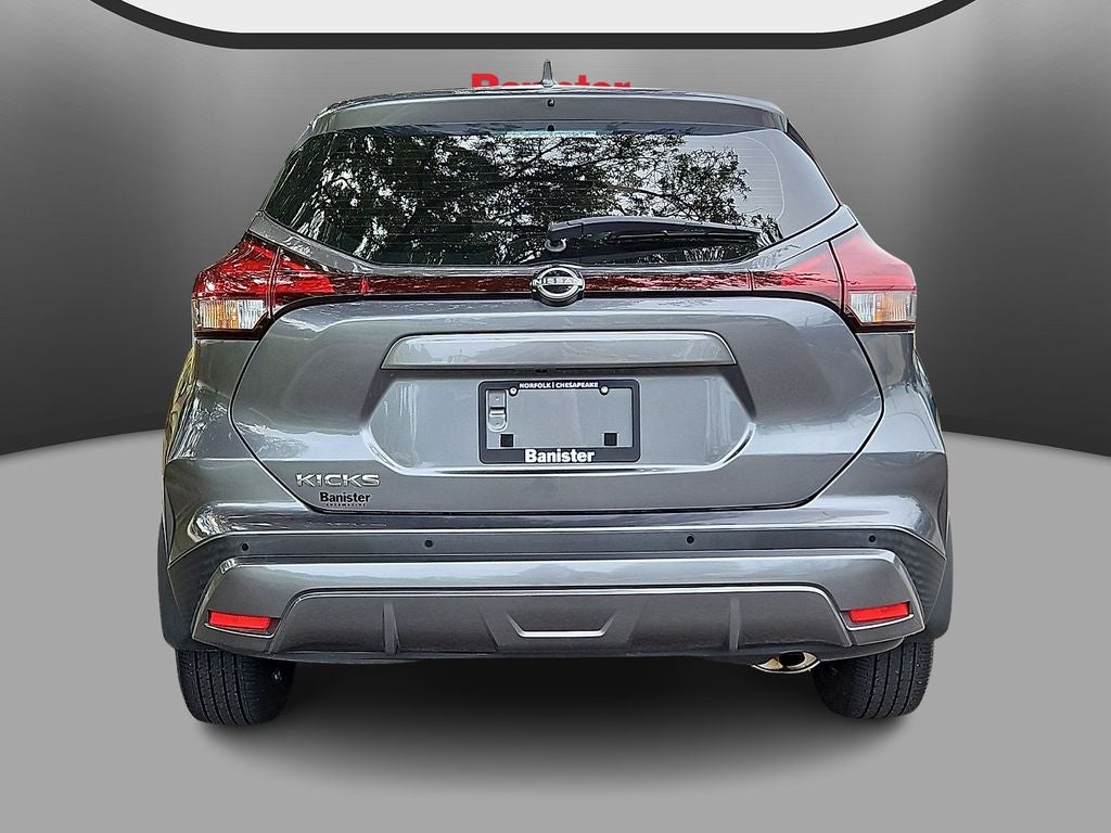 2023 Nissan Kicks S