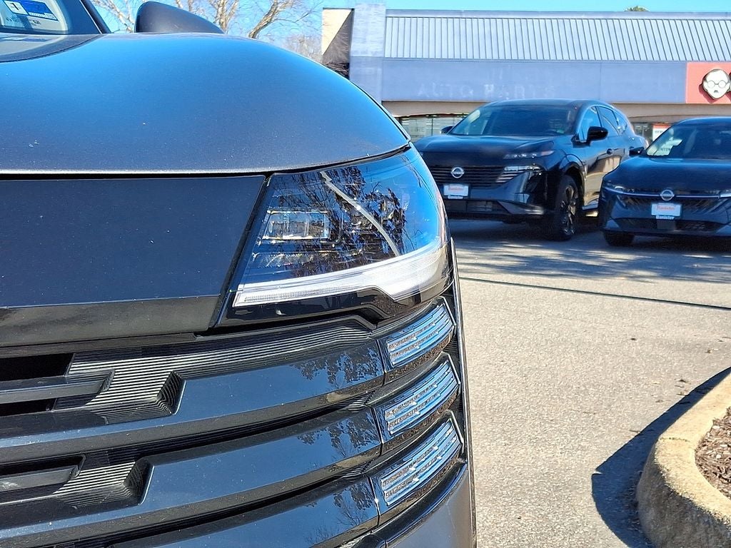 2025 Nissan Kicks SV