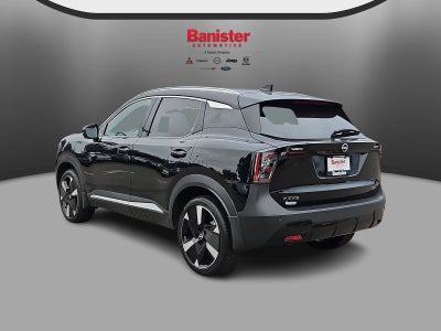 2025 Nissan Kicks SR
