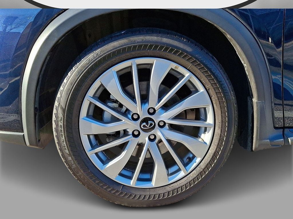 2023 INFINITI QX50 LUXE