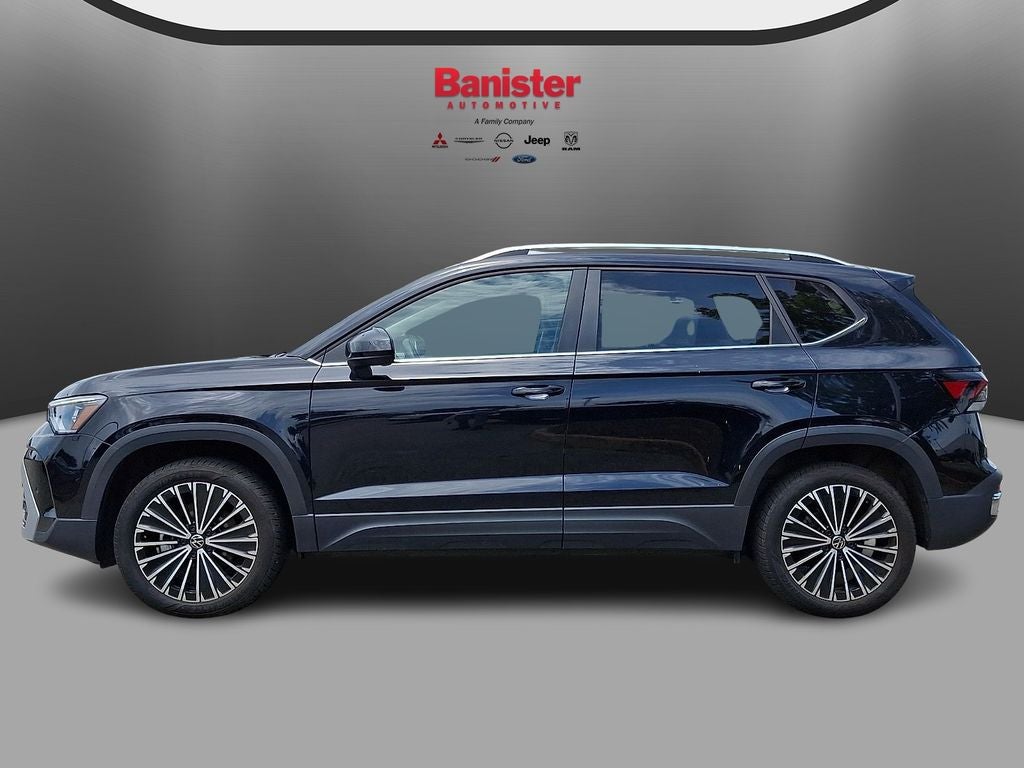 2025 Volkswagen Taos SE