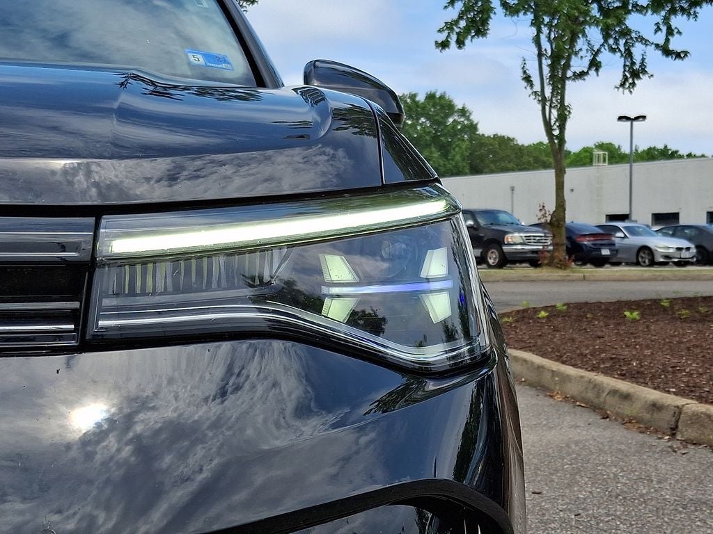 2025 Volkswagen Taos SE