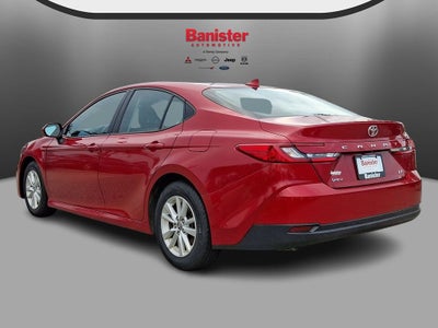 2025 Toyota Camry Hybrid LE