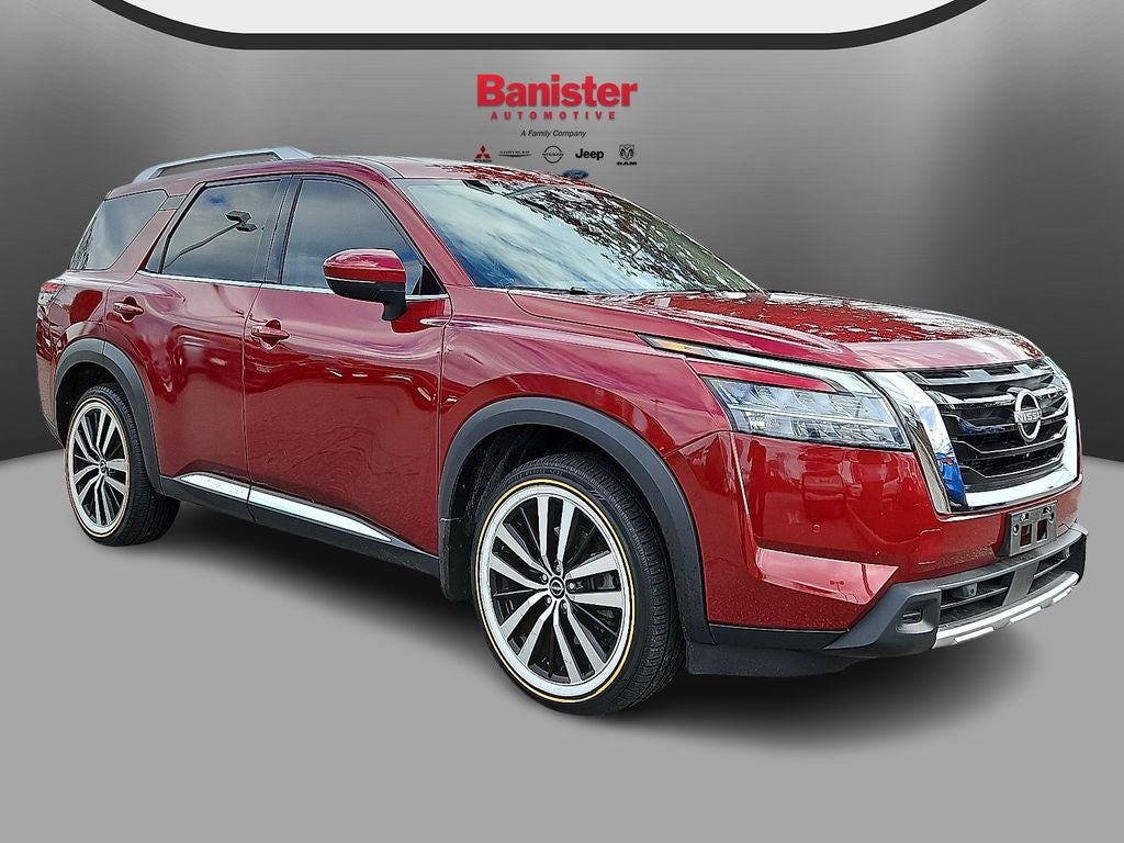 2023 Nissan Pathfinder Platinum