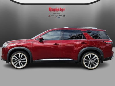 2023 Nissan Pathfinder Platinum
