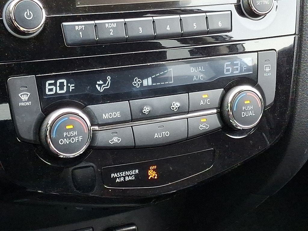 2015 Nissan Rogue SV