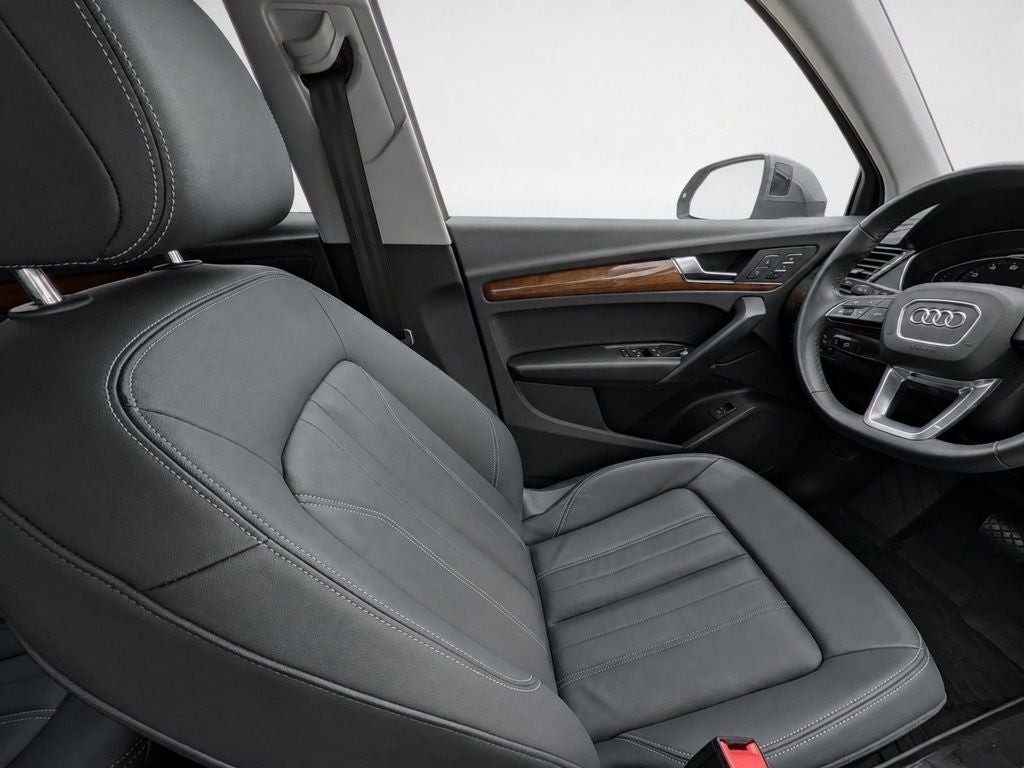 2023 Audi Q5 S line Premium