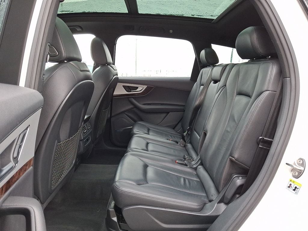 2019 Audi Q7 Premium Plus