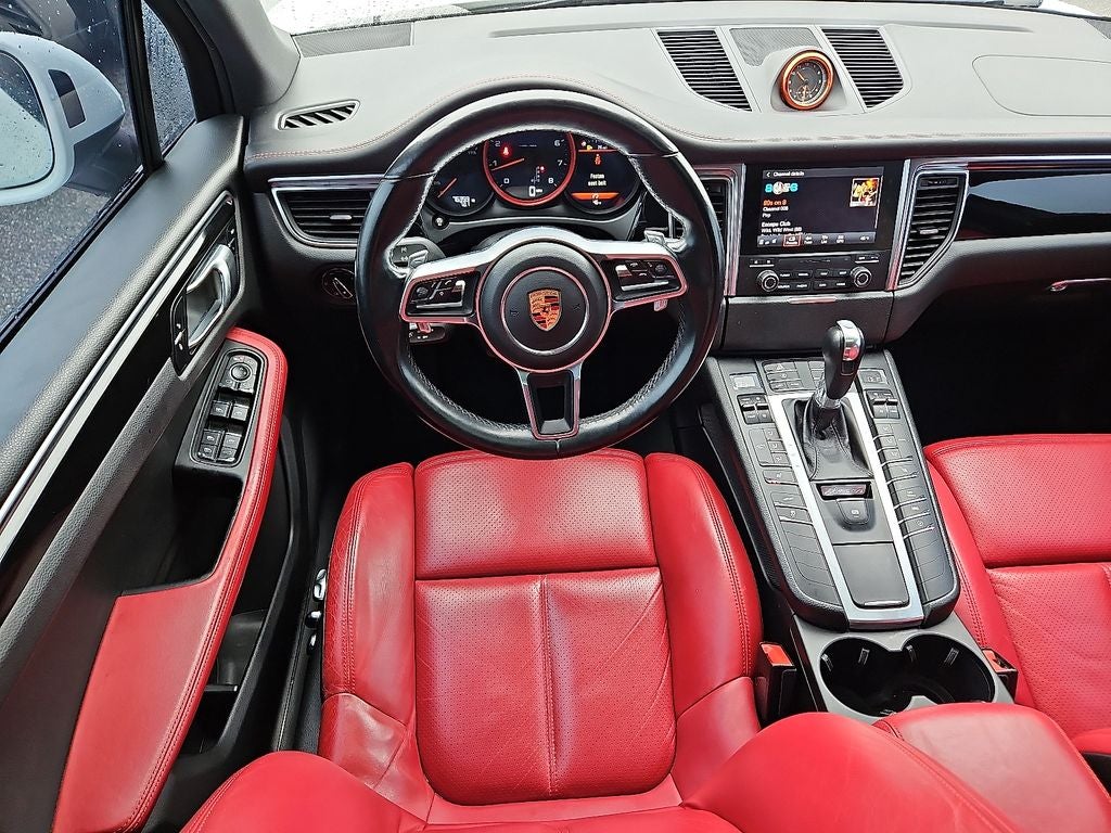 2018 Porsche Macan Base