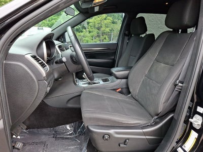 2018 Jeep Grand Cherokee Laredo E 4x2