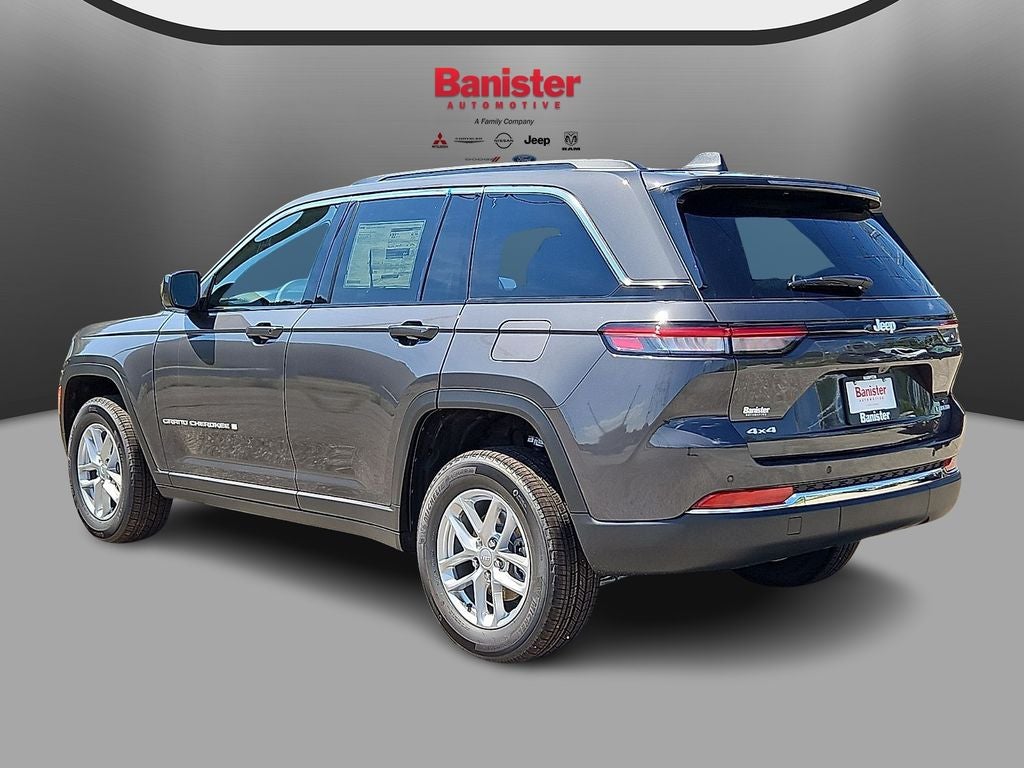 2026 Jeep Grand Cherokee GRAND CHEROKEE LAREDO X 4X4