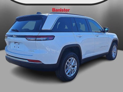 2025 Jeep Grand Cherokee GRAND CHEROKEE LAREDO X 4X4