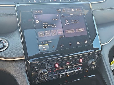 2025 Jeep Grand Cherokee GRAND CHEROKEE LAREDO X 4X4