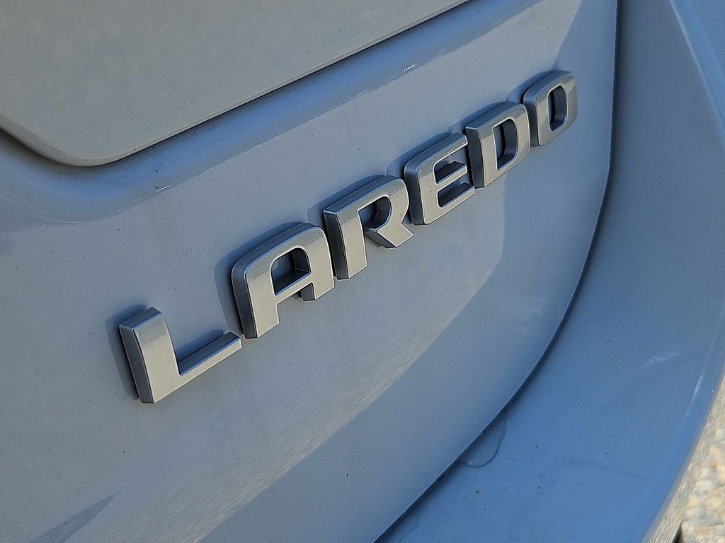 2026 Jeep Grand Cherokee GRAND CHEROKEE LAREDO 4X4