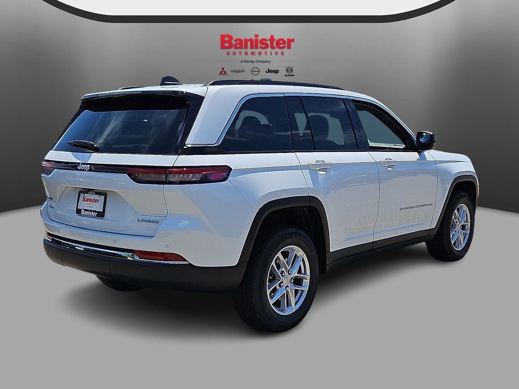 2026 Jeep Grand Cherokee GRAND CHEROKEE LAREDO 4X4