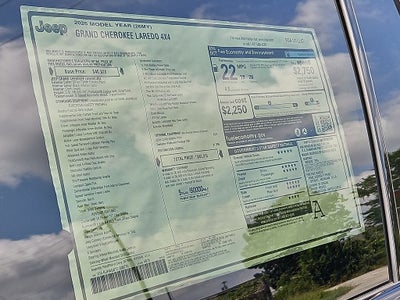 2026 Jeep Grand Cherokee GRAND CHEROKEE LAREDO 4X4