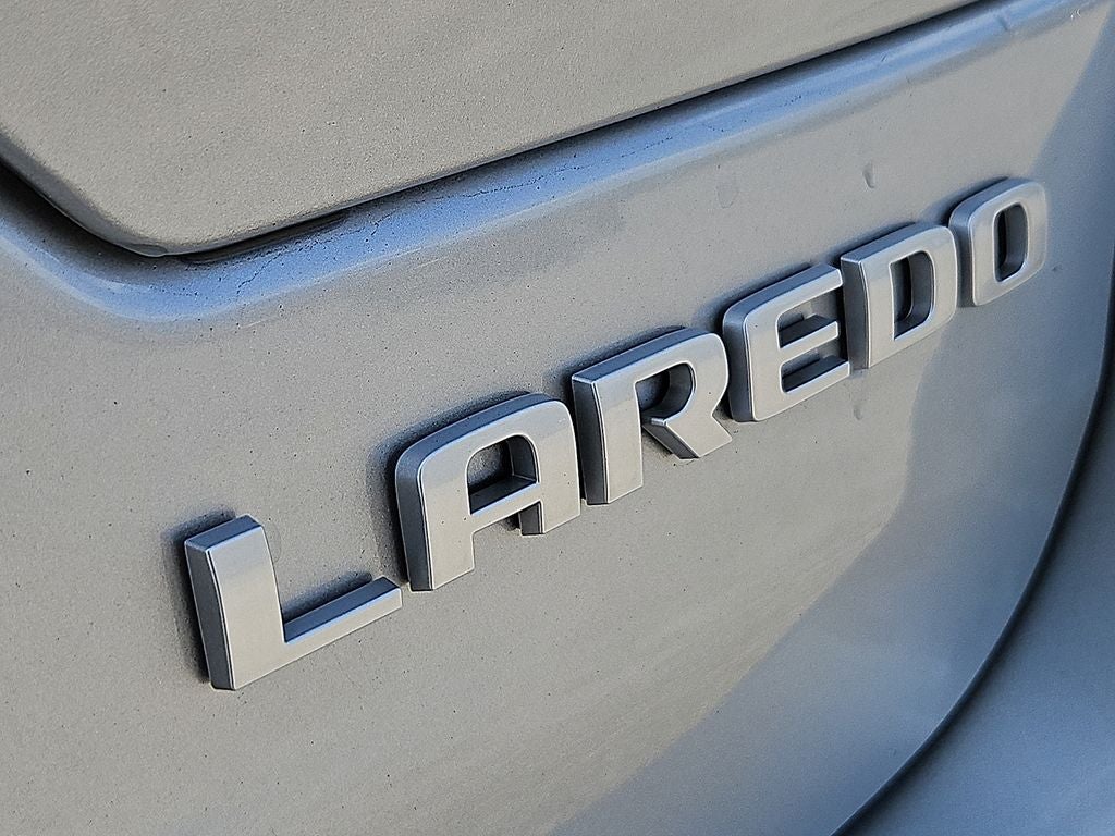 2026 Jeep Grand Cherokee GRAND CHEROKEE LAREDO 4X4