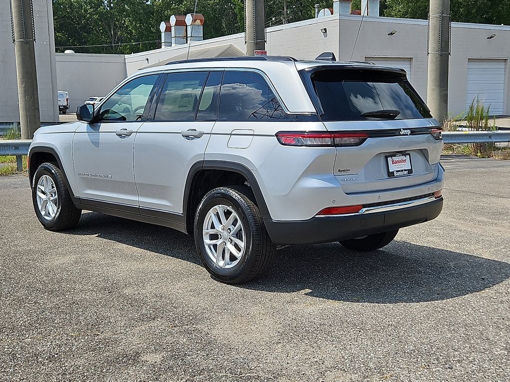 2026 Jeep Grand Cherokee GRAND CHEROKEE LAREDO 4X4
