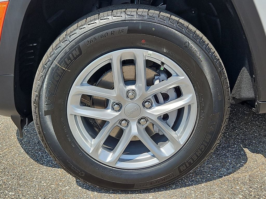 2026 Jeep Grand Cherokee GRAND CHEROKEE LAREDO 4X4