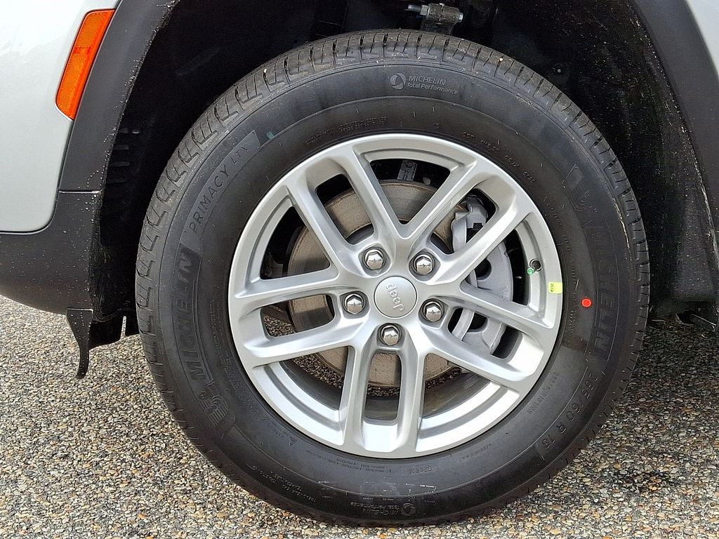 2026 Jeep Grand Cherokee GRAND CHEROKEE LAREDO 4X4