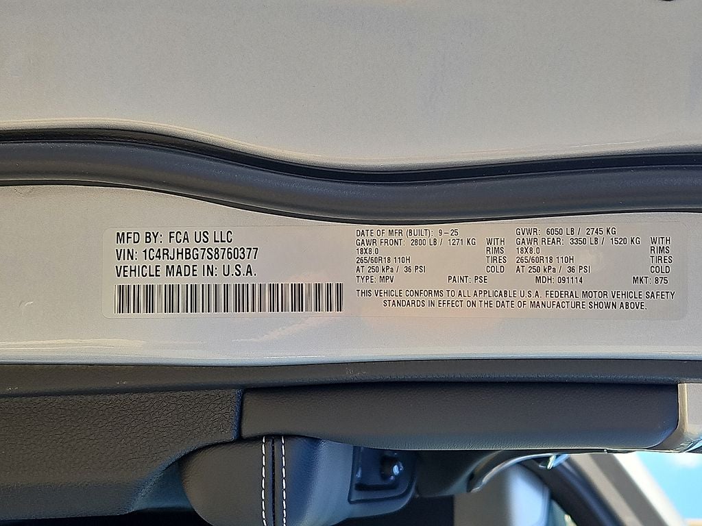 2025 Jeep Grand Cherokee GRAND CHEROKEE LIMITED 4X4