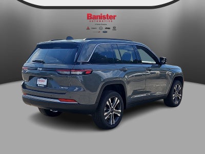 2027 Jeep Grand Cherokee GRAND CHEROKEE LIMITED 4X4