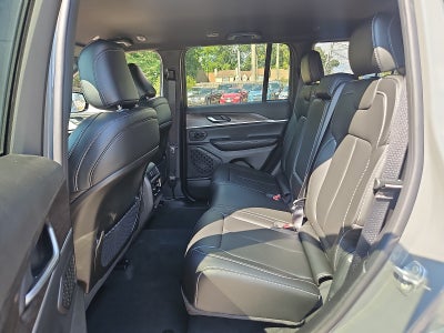 2027 Jeep Grand Cherokee GRAND CHEROKEE LIMITED 4X4