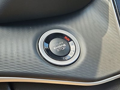 2025 Jeep Grand Cherokee GRAND CHEROKEE L LAREDO X 4X2