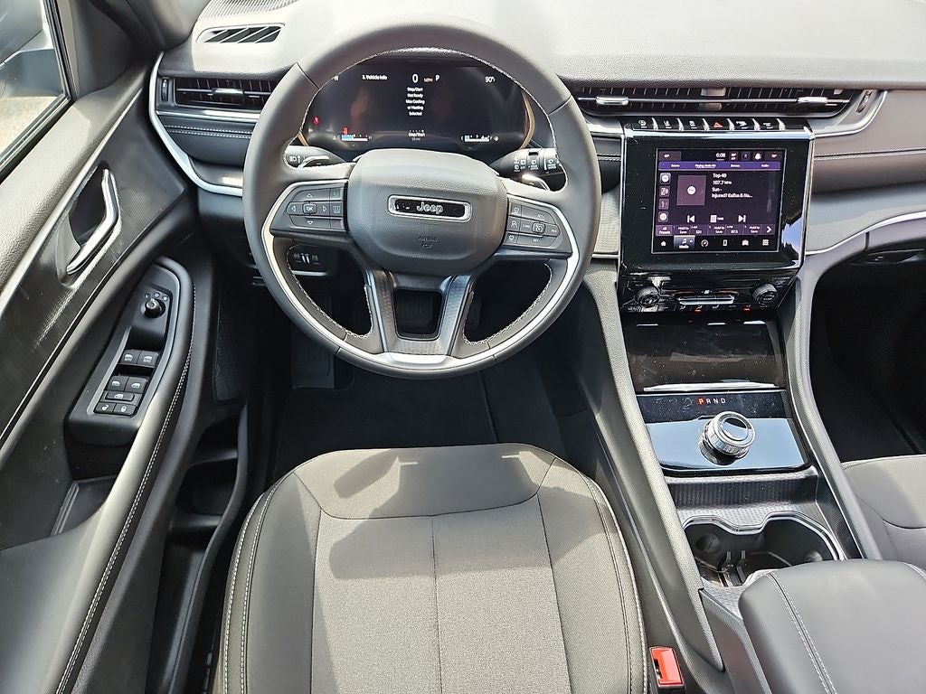 2026 Jeep Grand Cherokee GRAND CHEROKEE L LAREDO 4X4