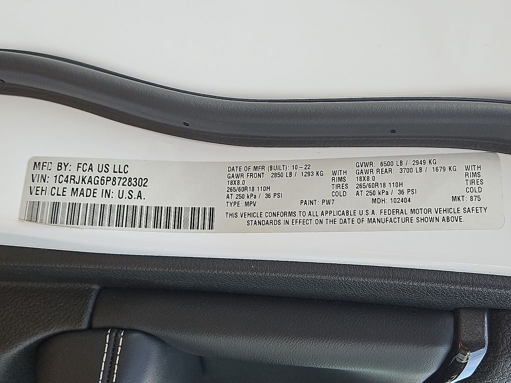 2023 Jeep Grand Cherokee L Laredo 4x4