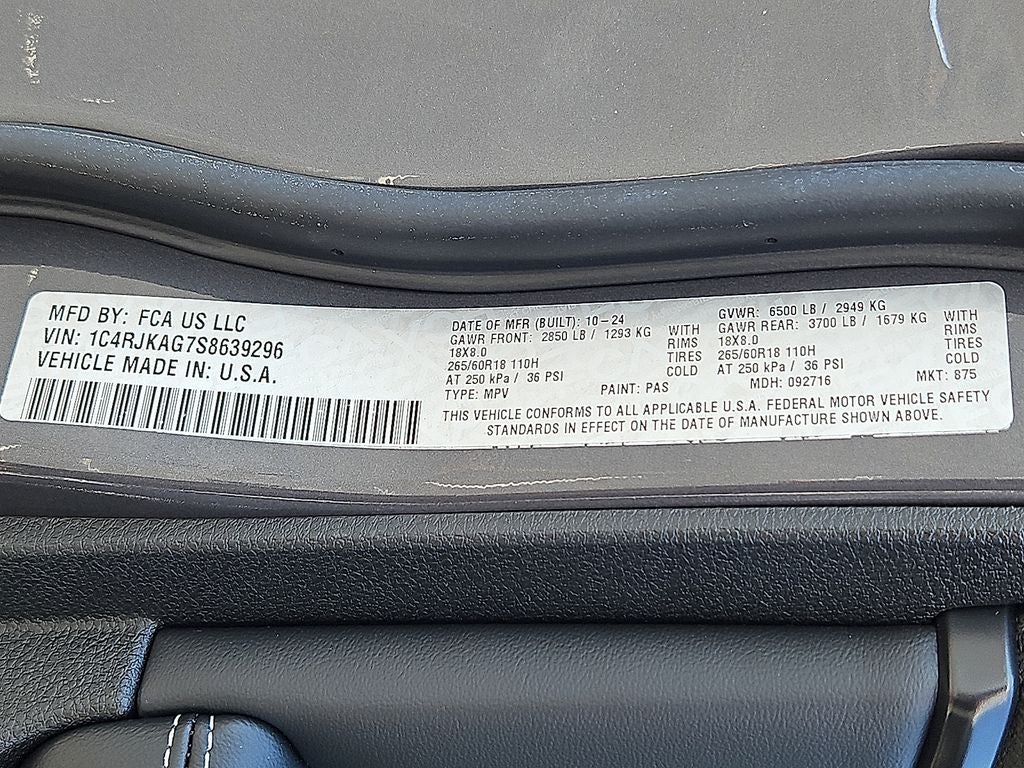 2025 Jeep Grand Cherokee GRAND CHEROKEE L LAREDO X 4X4