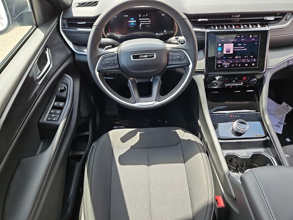 2026 Jeep Grand Cherokee GRAND CHEROKEE L LAREDO X 4X4
