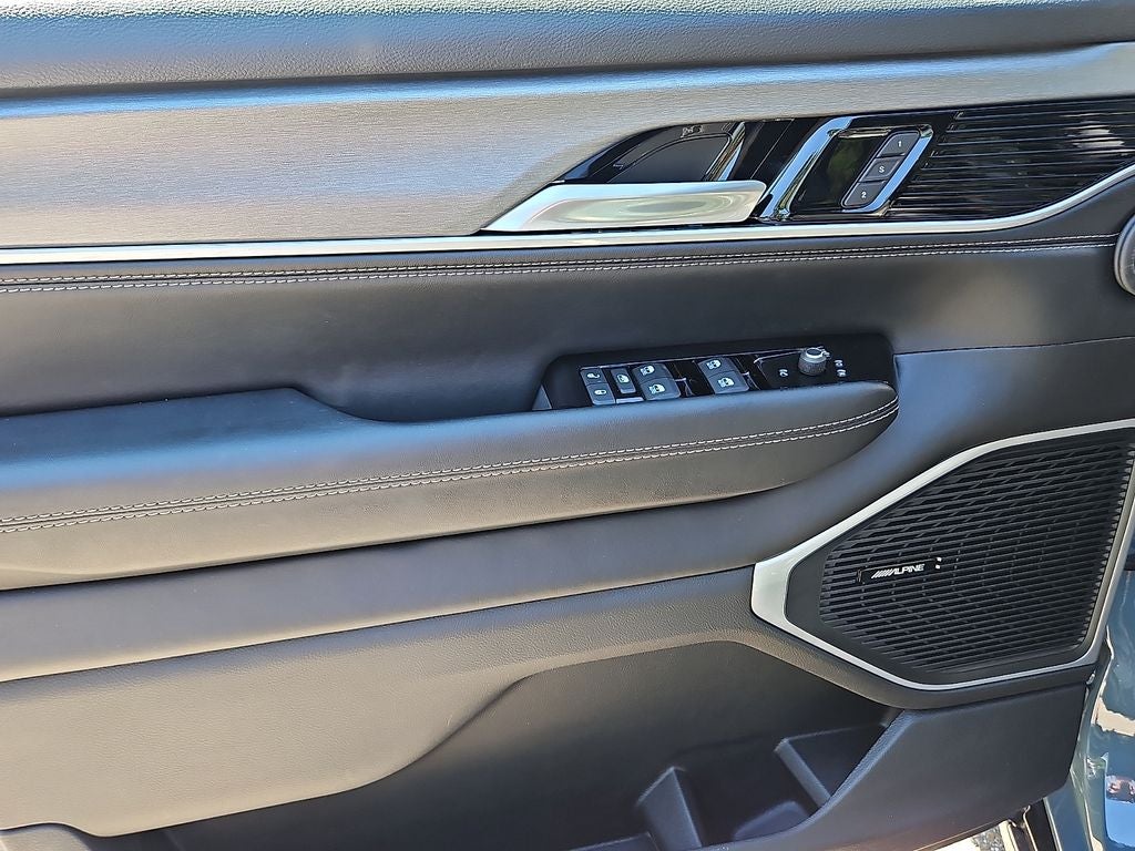2026 Jeep Grand Wagoneer GRAND WAGONEER UPLAND 4X4