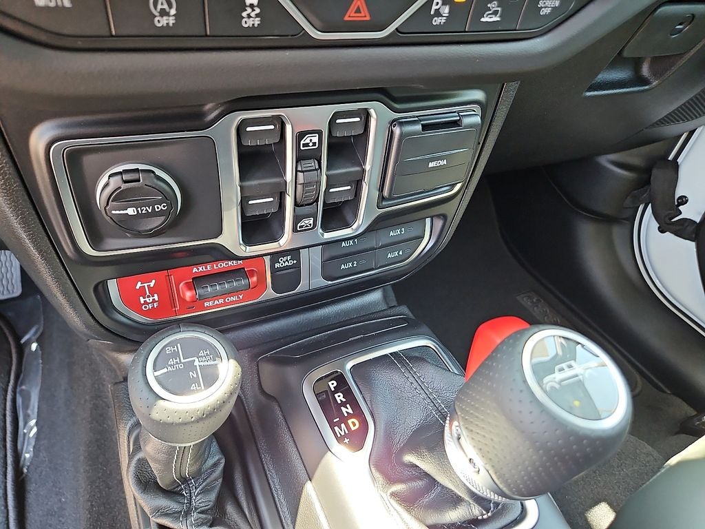 2026 Jeep Gladiator GLADIATOR MOJAVE X 4X4
