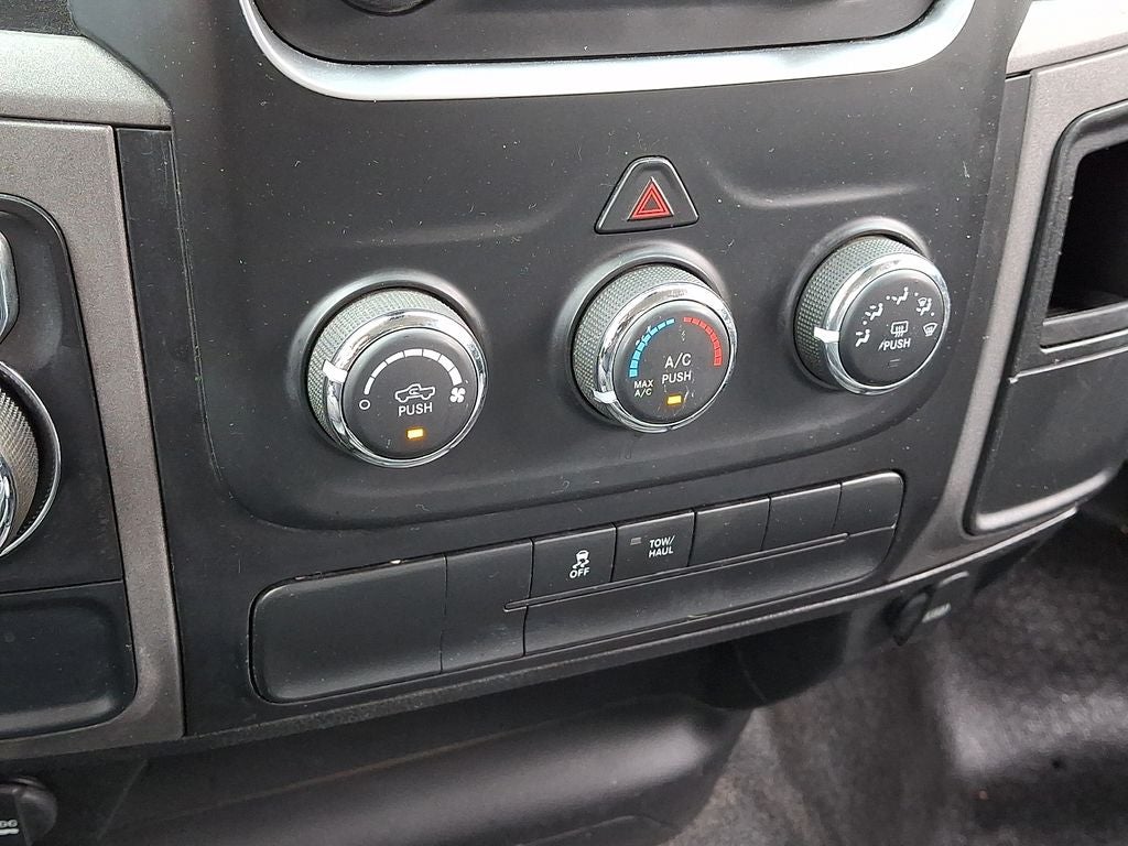 2021 RAM 1500 Classic Tradesman Quad Cab 4x2 6'4' Box