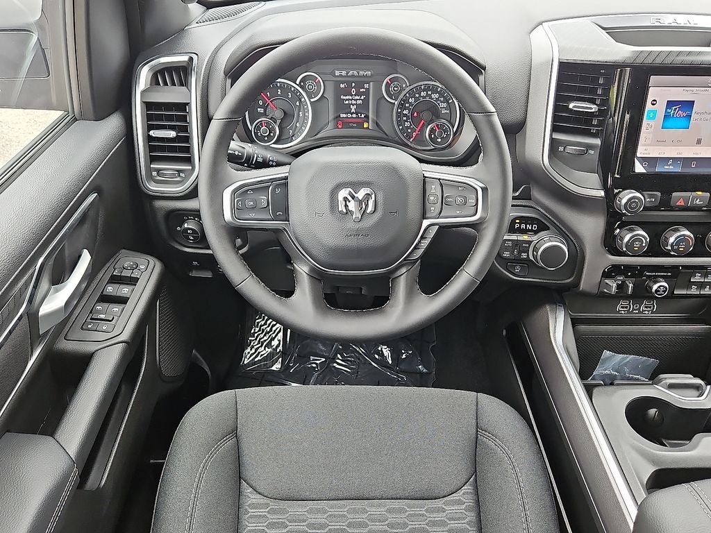 2025 RAM Ram 1500 RAM 1500 BIG HORN QUAD CAB 4X4 6'4' BOX