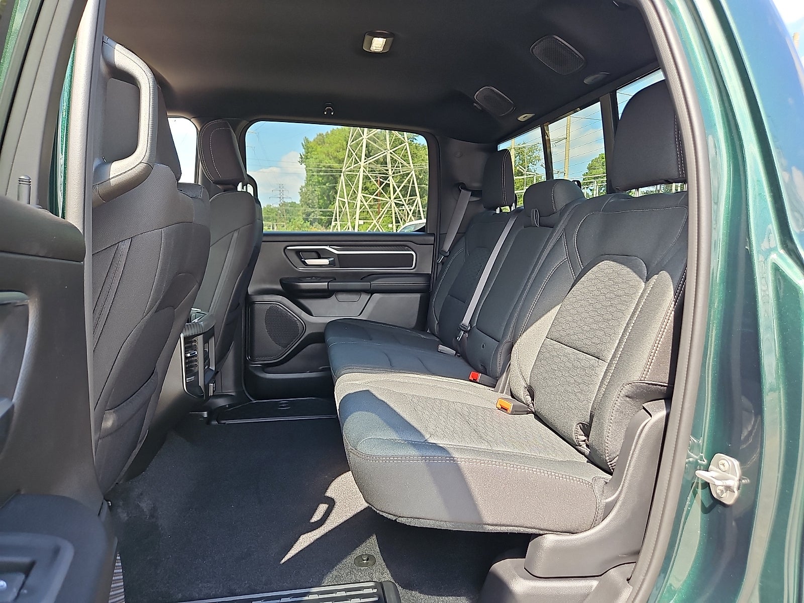 2027 RAM Ram 1500 RAM 1500 BIG HORN CREW CAB 4X4 5'7' BOX