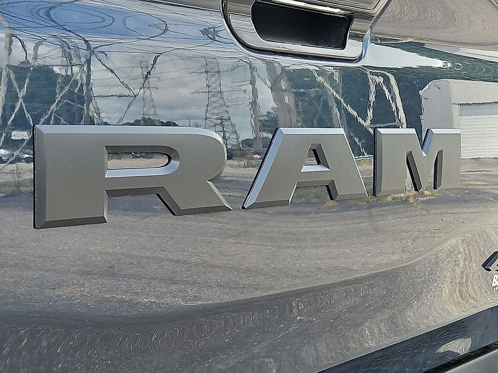 2025 RAM Ram 1500 RAM 1500 WARLOCK CREW CAB 4X4 5'7' BOX