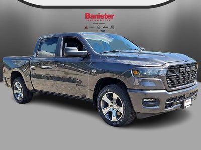 2026 RAM 1500 RAM 1500 EXPRESS CREW CAB 4X4 5'7' BOX