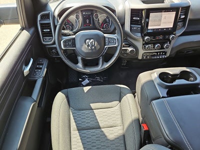 2026 RAM 1500 RAM 1500 EXPRESS CREW CAB 4X4 5'7' BOX