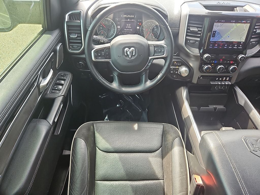 2020 RAM 1500 Laramie Crew Cab 4x4 5'7' Box