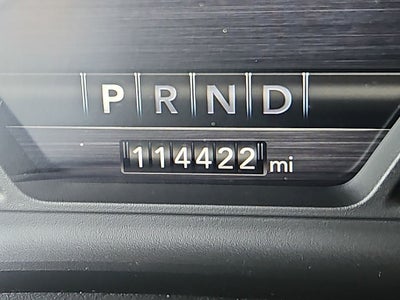 2020 RAM 1500 Laramie Crew Cab 4x4 5'7' Box