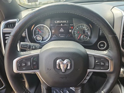 2020 RAM 1500 Laramie Crew Cab 4x4 5'7' Box