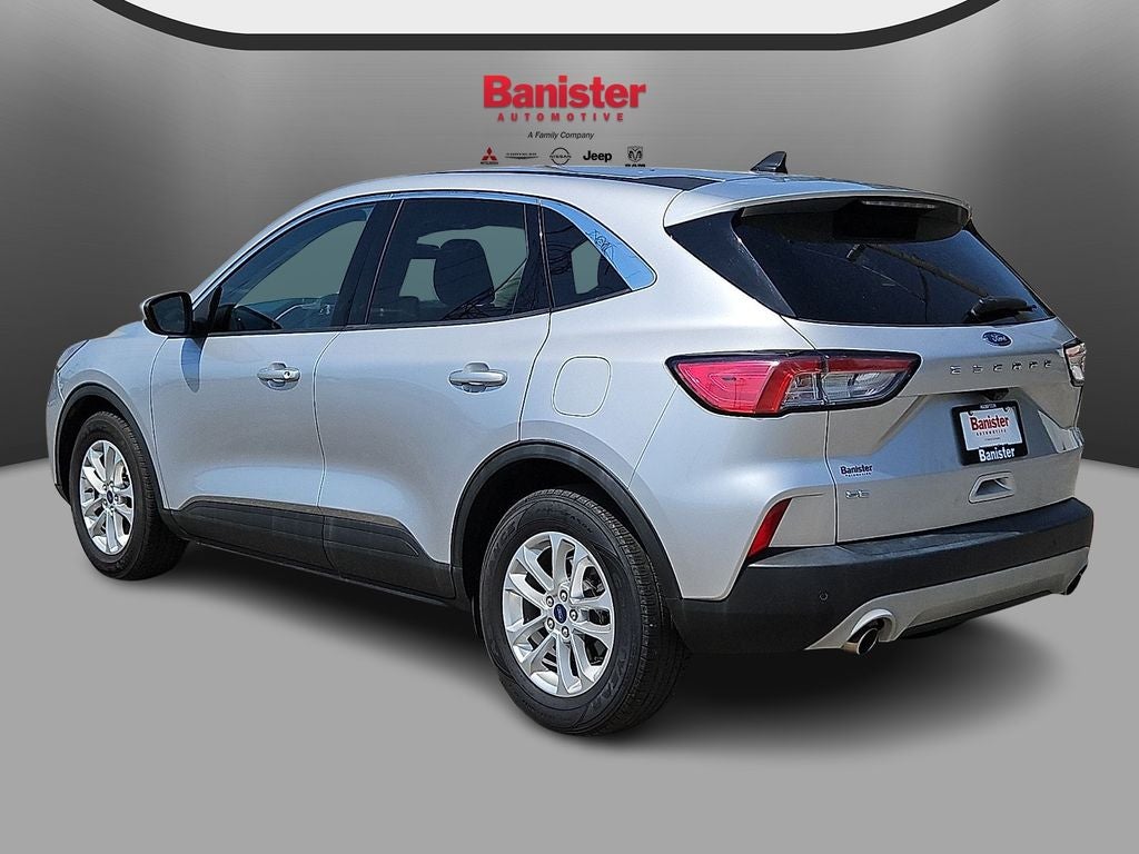 2020 Ford Escape SE