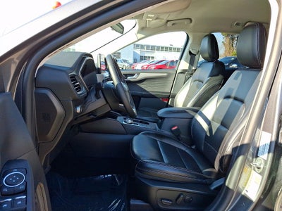 2022 Ford Escape SEL