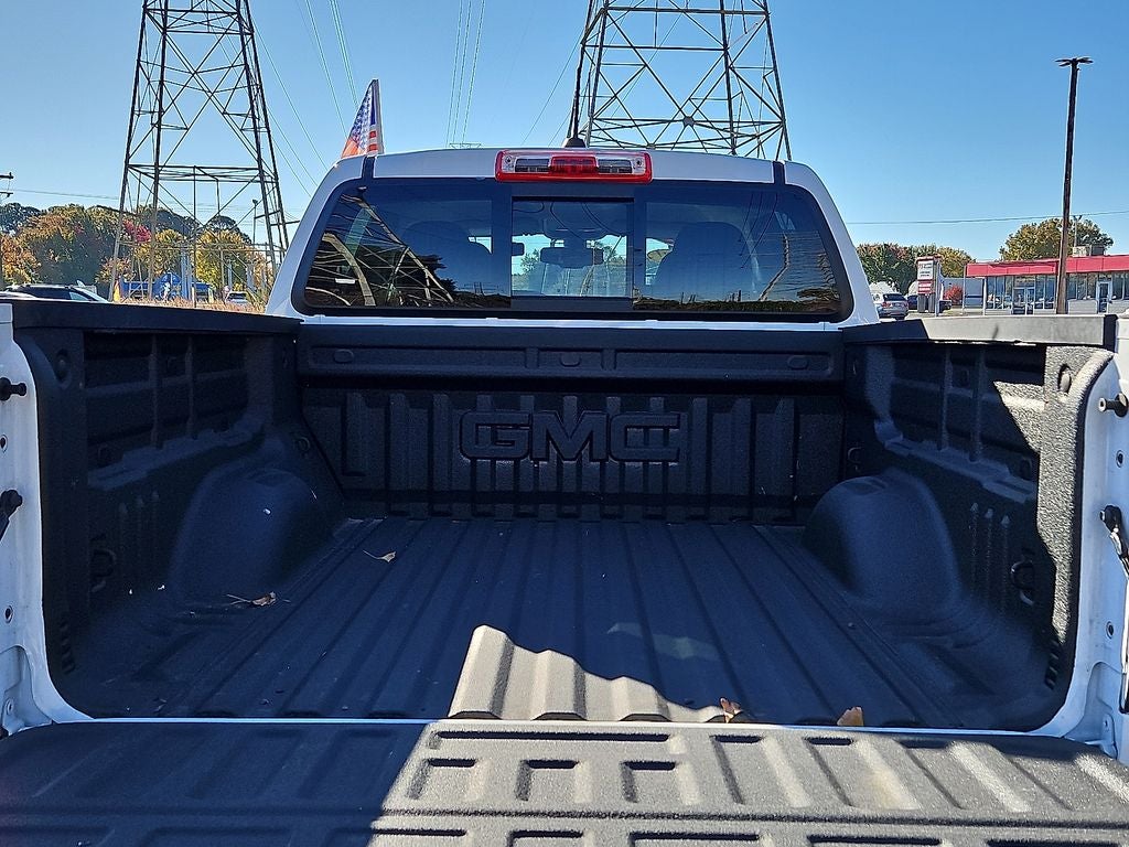 2022 GMC Canyon 4WD Crew Cab Short Box Elevation