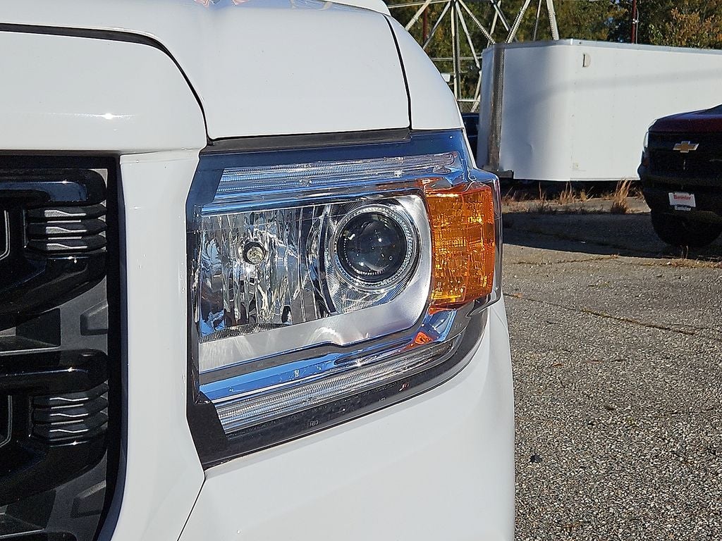 2022 GMC Canyon 4WD Crew Cab Short Box Elevation