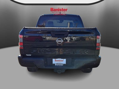 2022 Nissan Frontier Crew Cab S 4x2